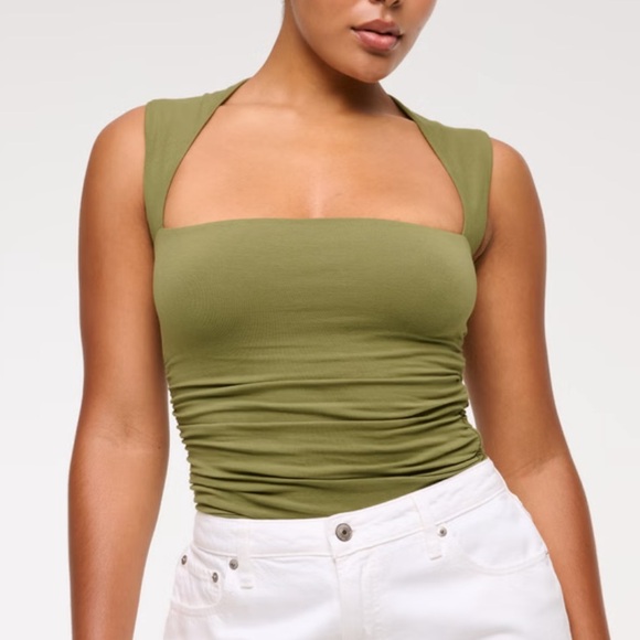 NWT Abercrombie & Fitch Ava Top - Picture 2 of 5